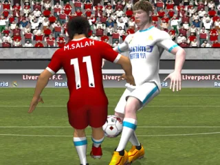 Play Liverpool vs Real 2022 free 2 player game online